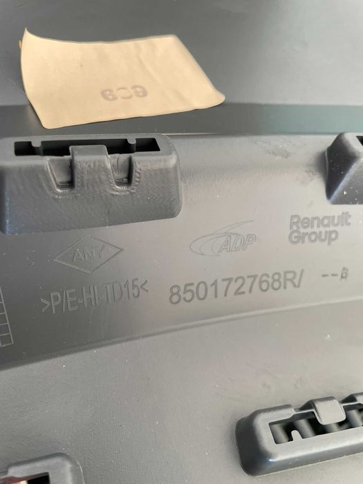 Flaps colt bara stanga dreapta Dacia Duster 3 2024+ nou OE Renault