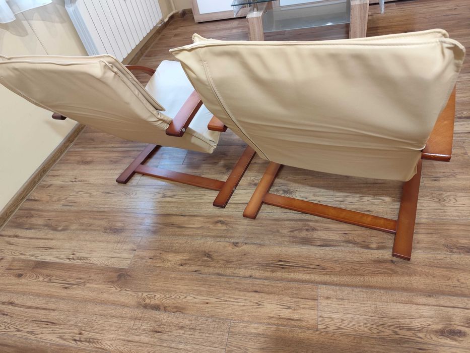 Люлеещ стол - 2 броя