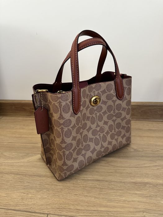 ОРИГИНАЛНА! Coach дамска чанта Willow Tote Bag 24