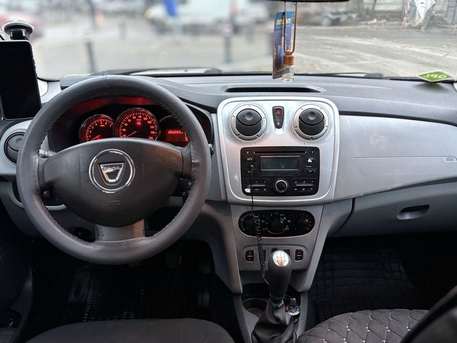 Dacia Logan 2 2013 1.2 GPL