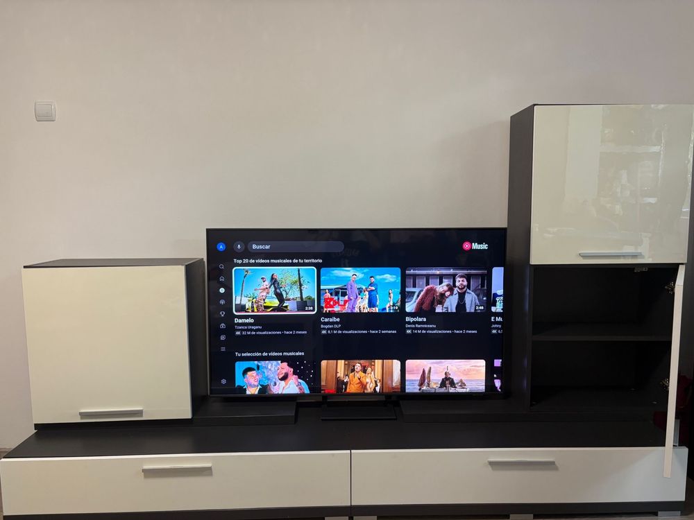 Comoda TV Dulapuri suspendate Mobila LIVING
