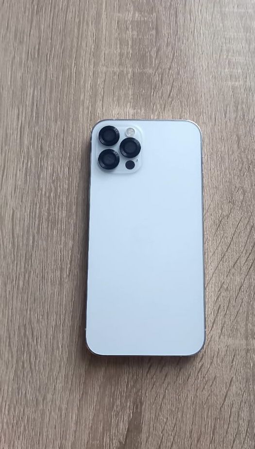 Iphone 12 pro (256 gb)