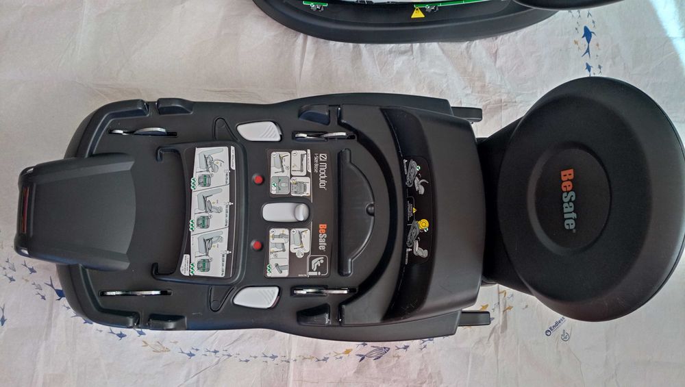 Столче за кола BeSafe iZi Modular A X1 i-Size + база (по-новият модел)