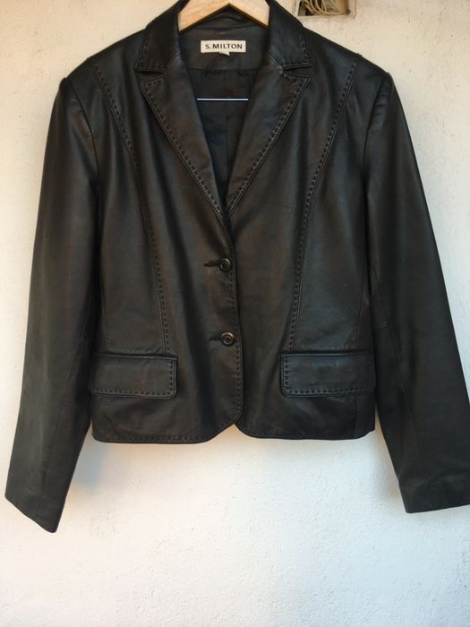 Черно кожено яке тип сако