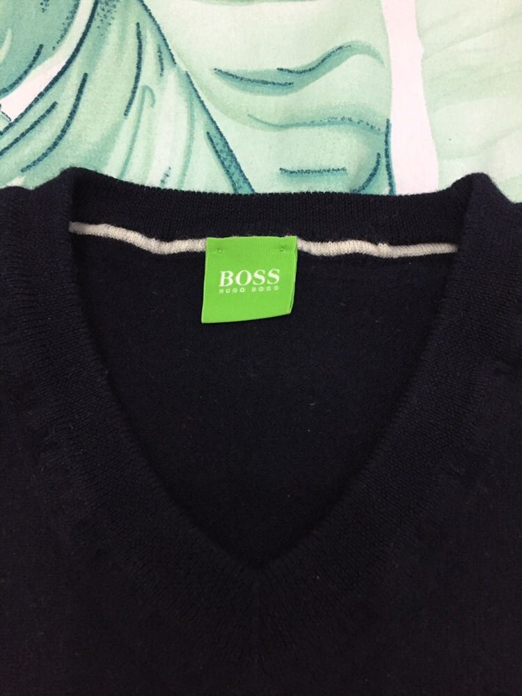 Bluza Hugo Boss purtata 2 ori