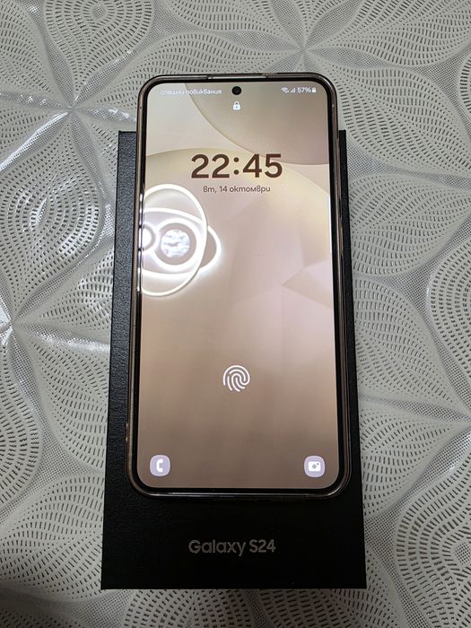 Смартфон Samsung Galaxy S24 8/128GB