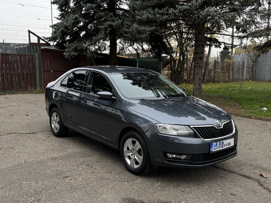 Vand Skoda Rapid 2018-8300€-120000km