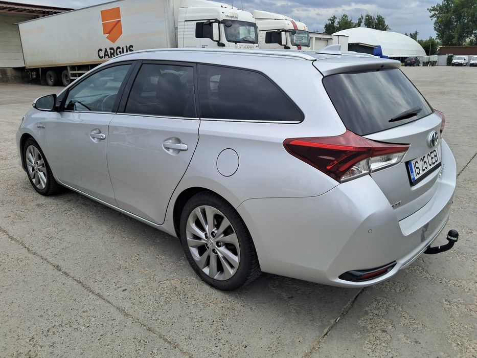 TOYOTA AURIS Facelift Hybrid 1.8 CP 136