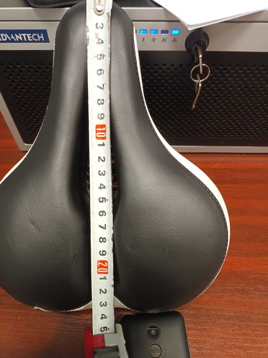 SA/SEZUT bicicleta nou, foarte confortabil-40LEI