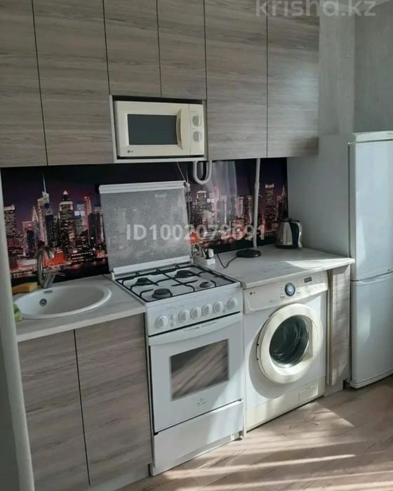 Продам 1 комн кв новой планировки район Гор.отдела