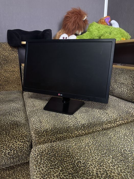 Продам монитор LG