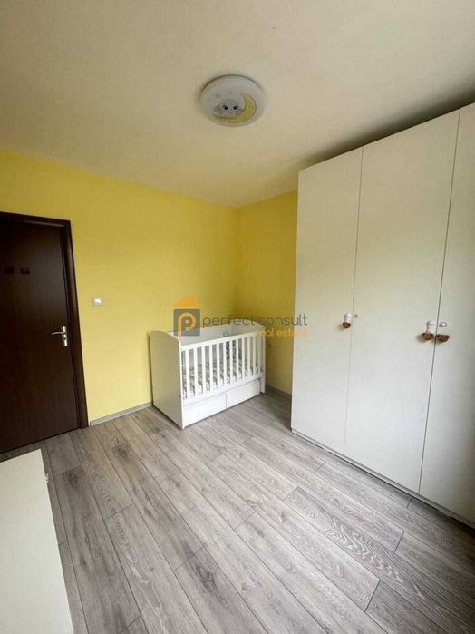 Продава се Тристаен апартамент в Пловдив, Христо Смирненски - 90 кв.м за 2000 €/кв.м - Снимка #12