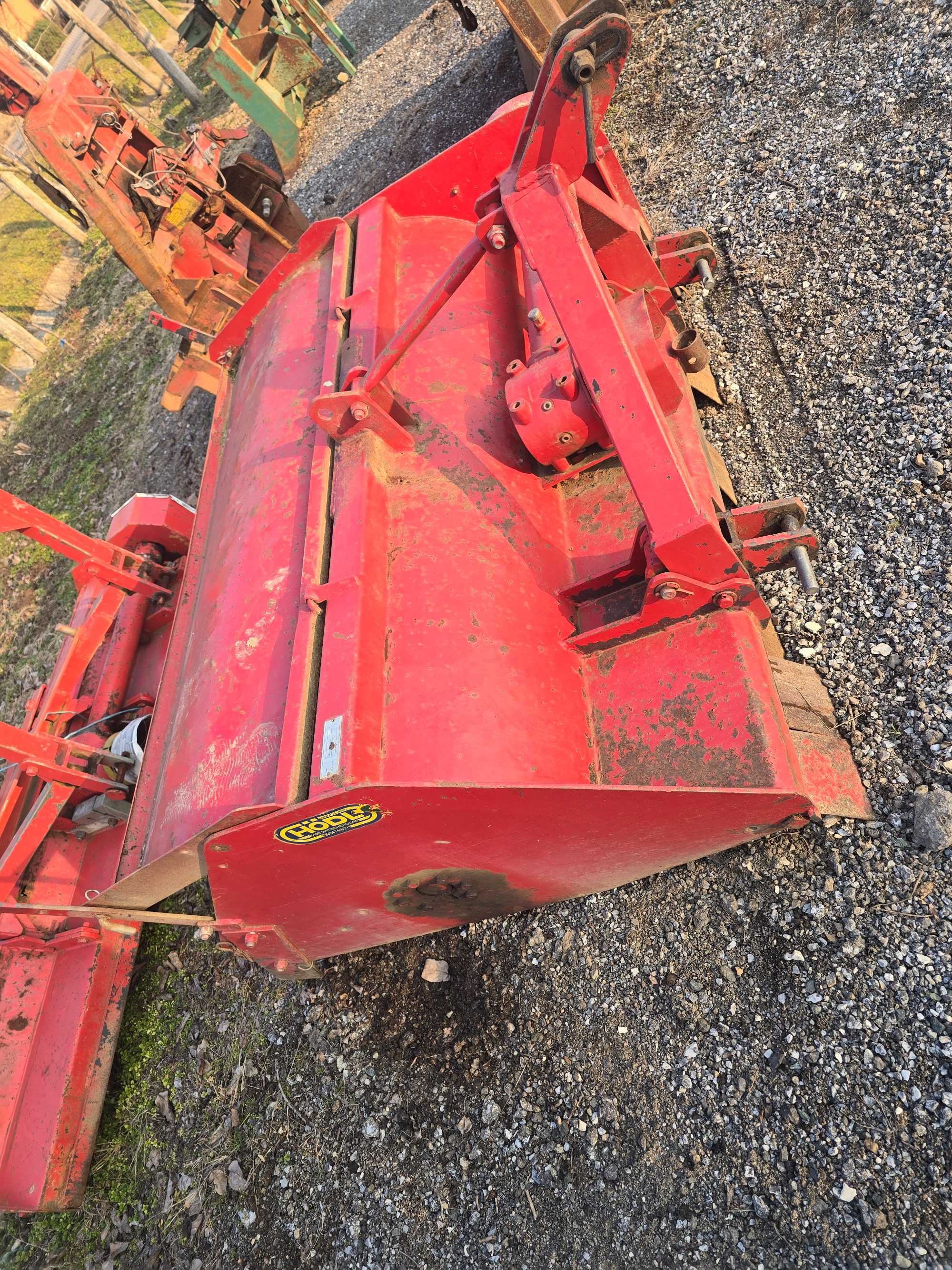 Tocătoare resturi vegetale in tiranti la tractor de 160 cm cu tăvălug