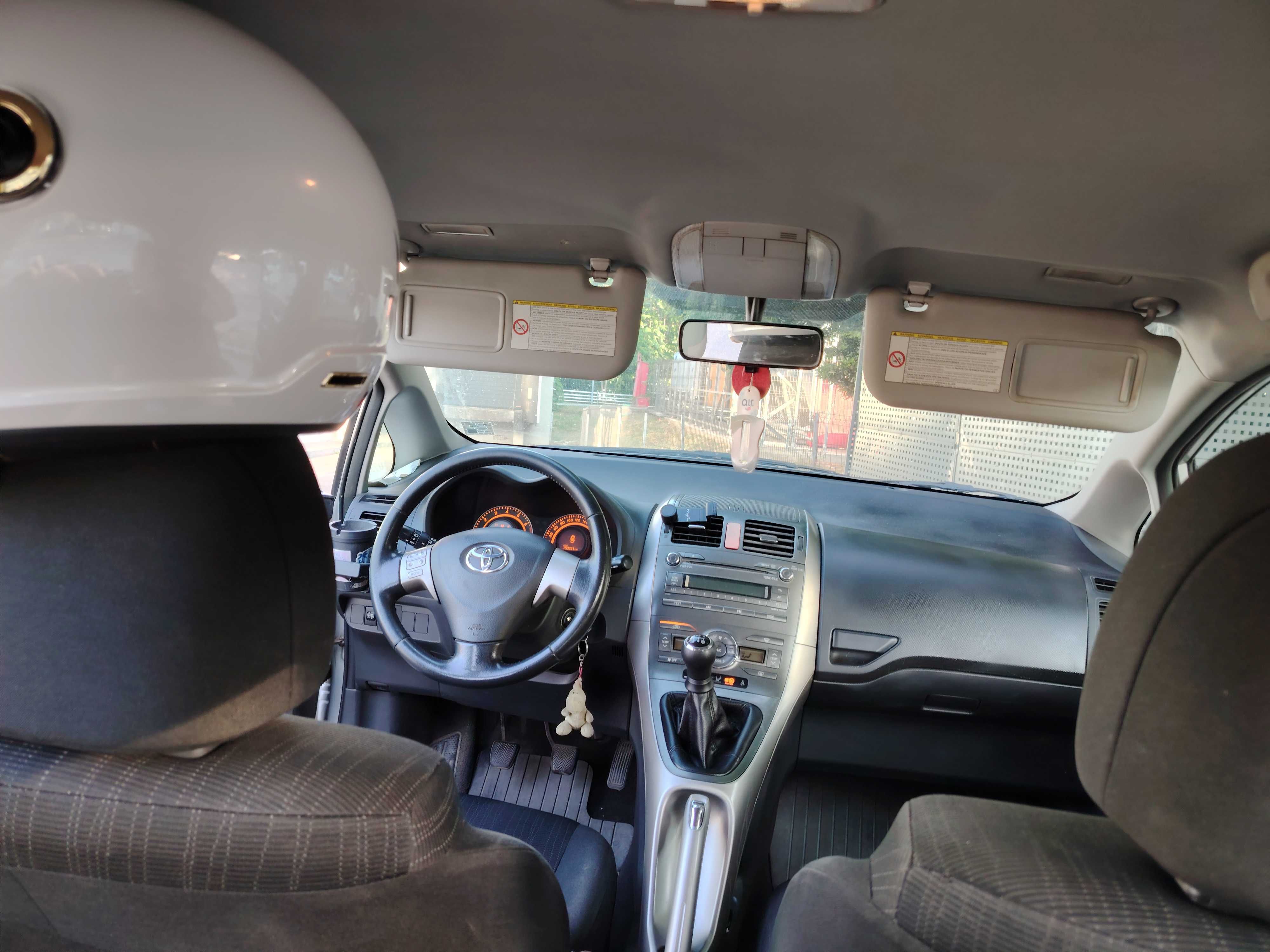 Toyota Auris 1.4 benzina