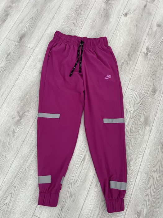 Дамско оригинално долнище на Nike