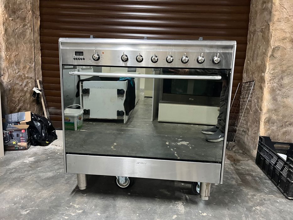 Фурна SMEG XXL професионална