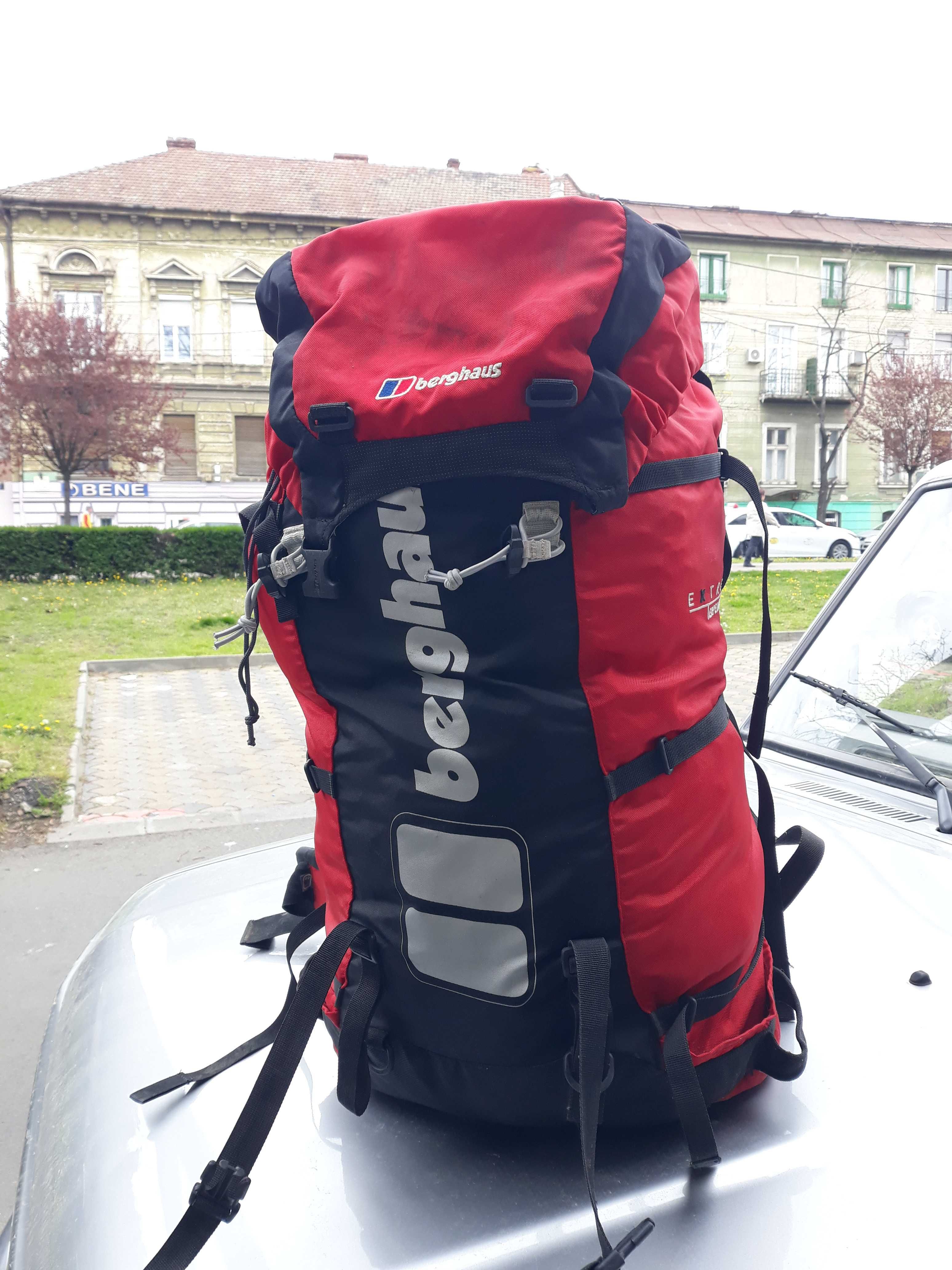 Rucsac Berghaus 80 litri.