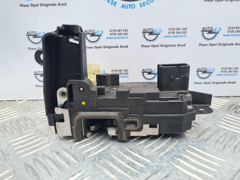 Broasca usa dreapta fata Opel Astra H