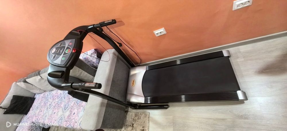 Продавам бягаща пътека