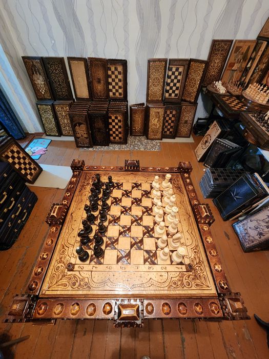 Шахматы нарды ручной работы "Замок" размер 70х70