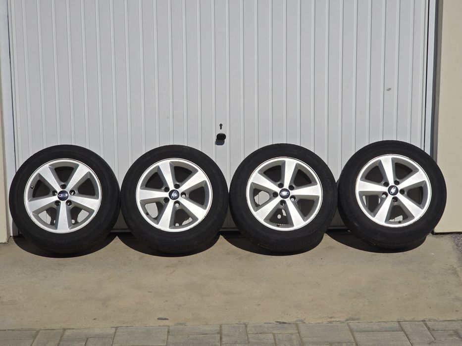 Set 4 roți Ford 205/55 R16 vară