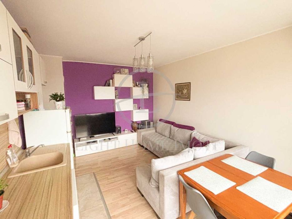 Продава се Тристаен апартамент в Пловдив, Христо Смирненски - 65 кв.м за 1768 €/кв.м - Снимка #1