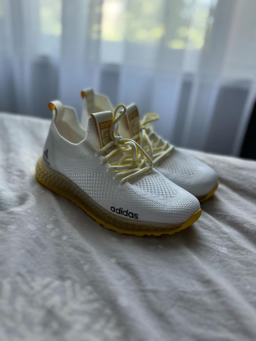Жълти маратонки Adidas