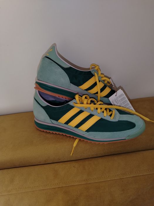 Vând adidași marca Adidas