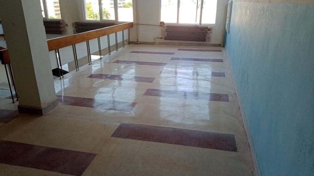 Шлайфане и полиране на захабени настилки