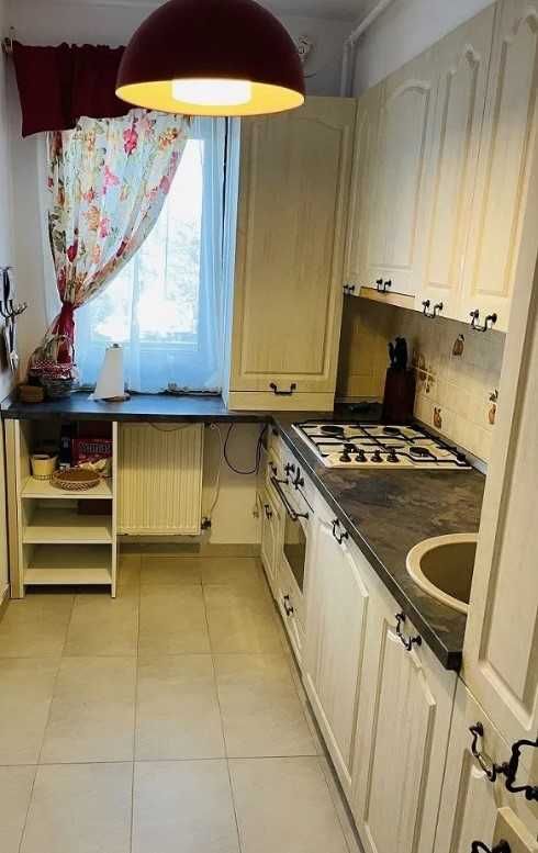 Дава се под наем Двустаен апартамент в Бургас, Лазур - 50 кв.м за 229.5 € - Снимка #1