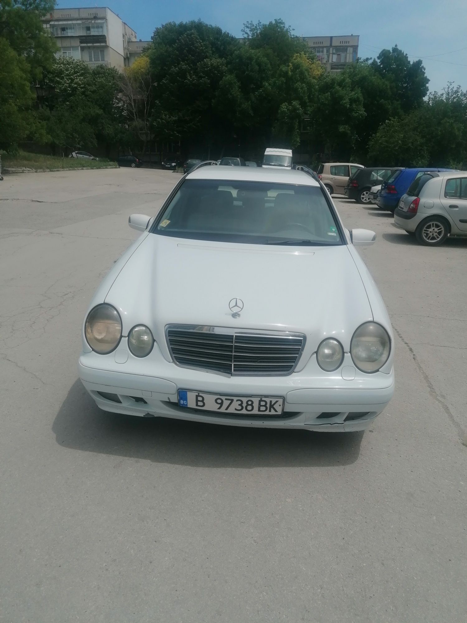 Mercedes e220 cdi на части