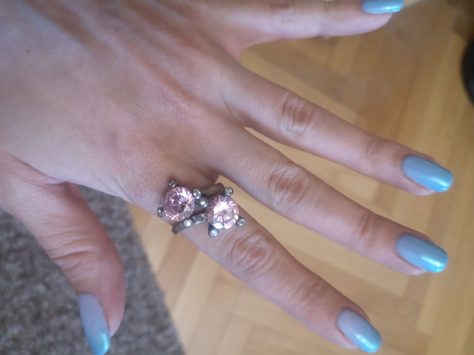 Сребърни пръстени с голям камък