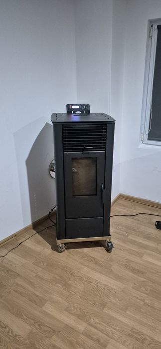 Soba șemineu peleți