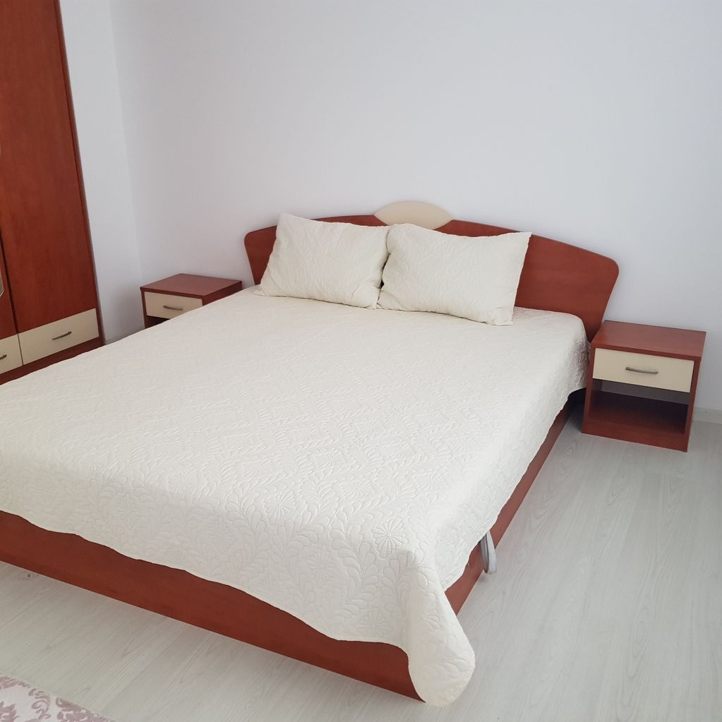 Дава се под наем Тристаен апартамент в Хасково, Бадема - 100 кв.м за 280.5 € - Снимка #9