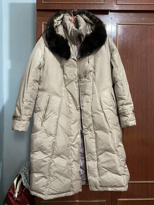 Женский пуховик