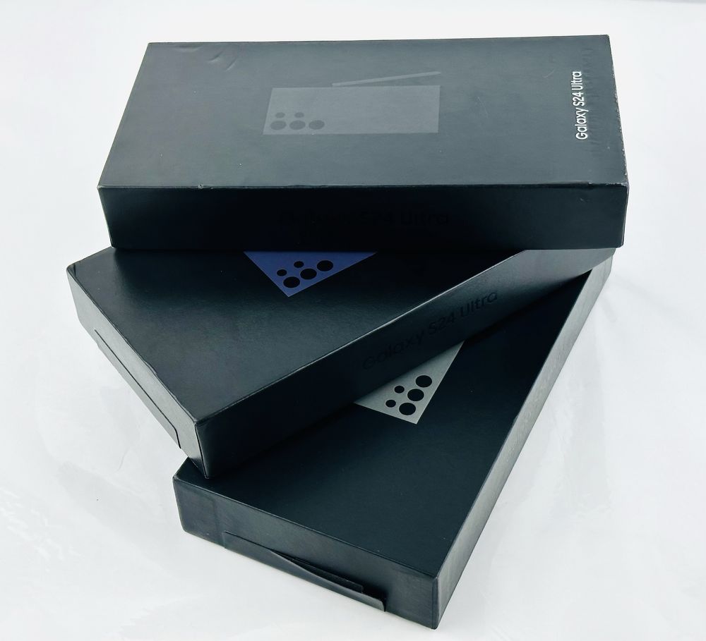 НОВ! Samsung Galaxy S24 Ultra 256GB Black / Violet / Gray 2г. Гаранция