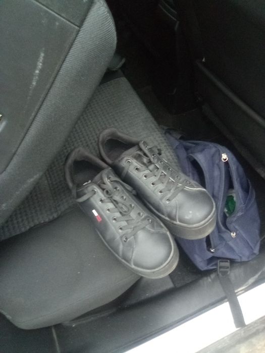 Vând ghete dama și adidași dama Nr 36