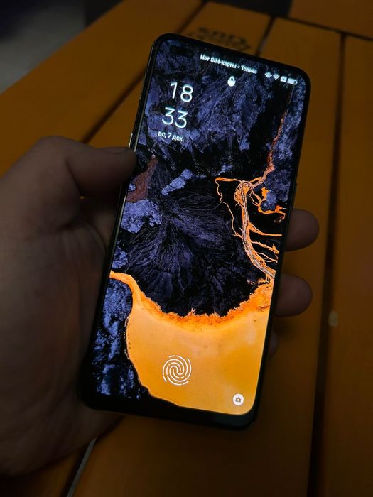 Продам или Обменяю Reno 4