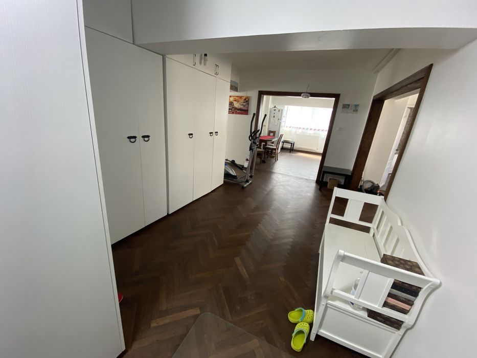 Vand apartament 3 camere 100mp Unirii sud