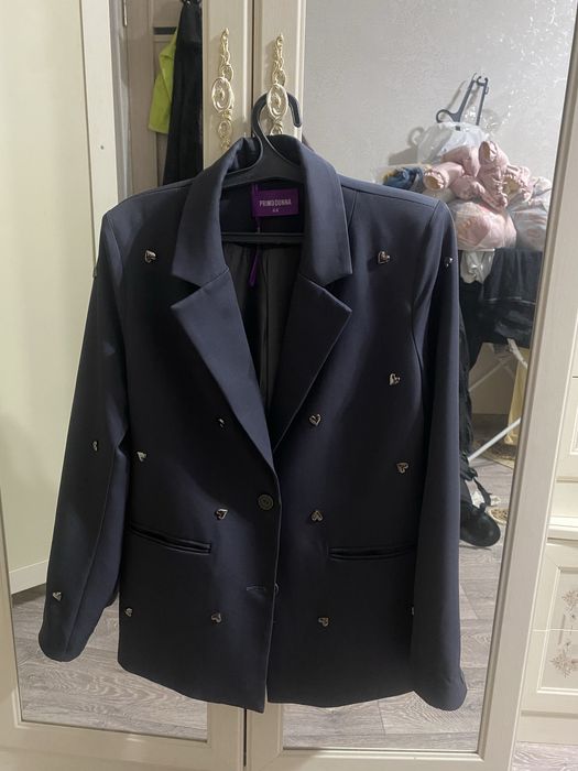 Пиджак продам ……..