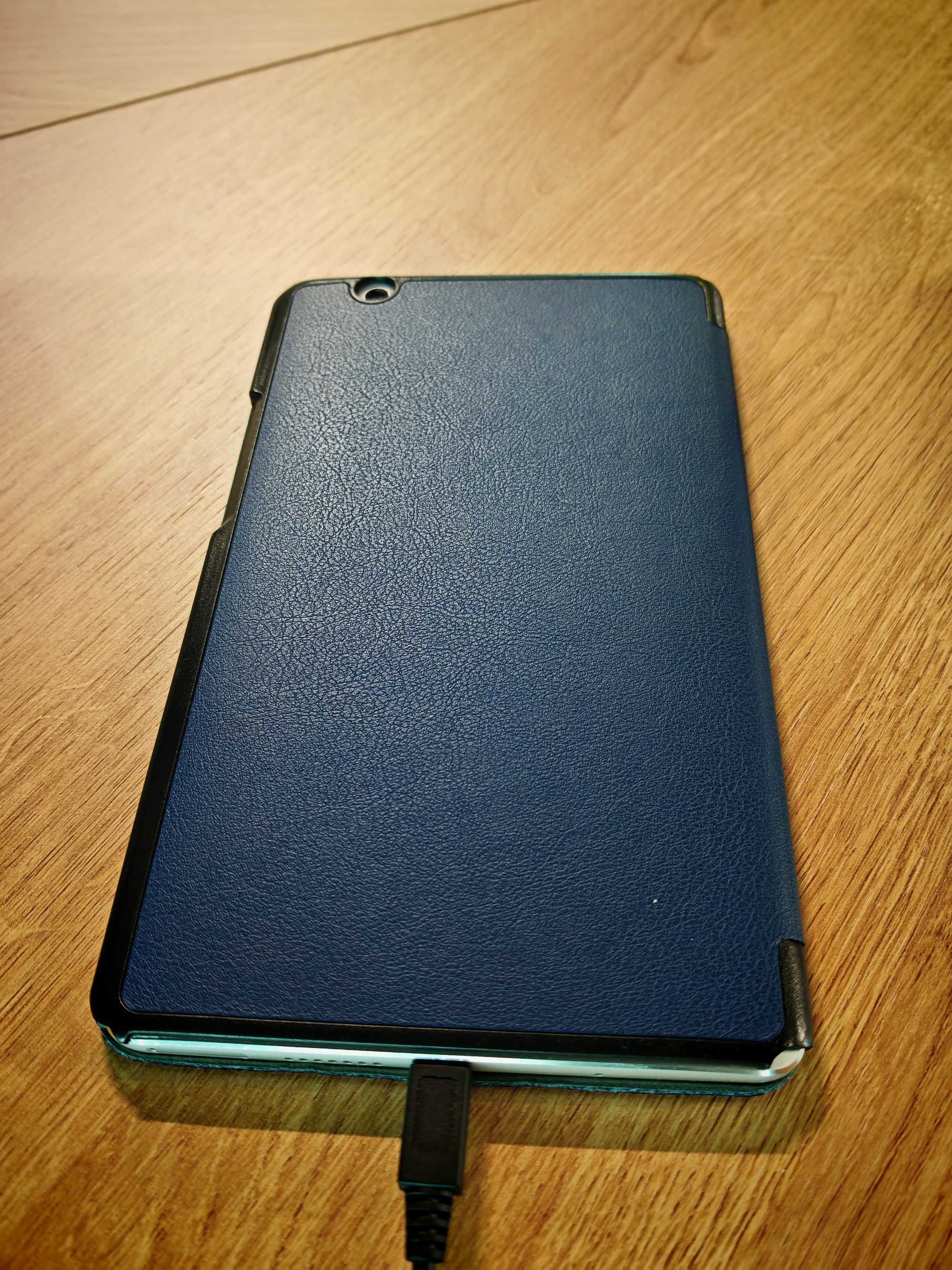 1600х2560 QHD Huawei Media Pad M3 8.4 инча 4GB