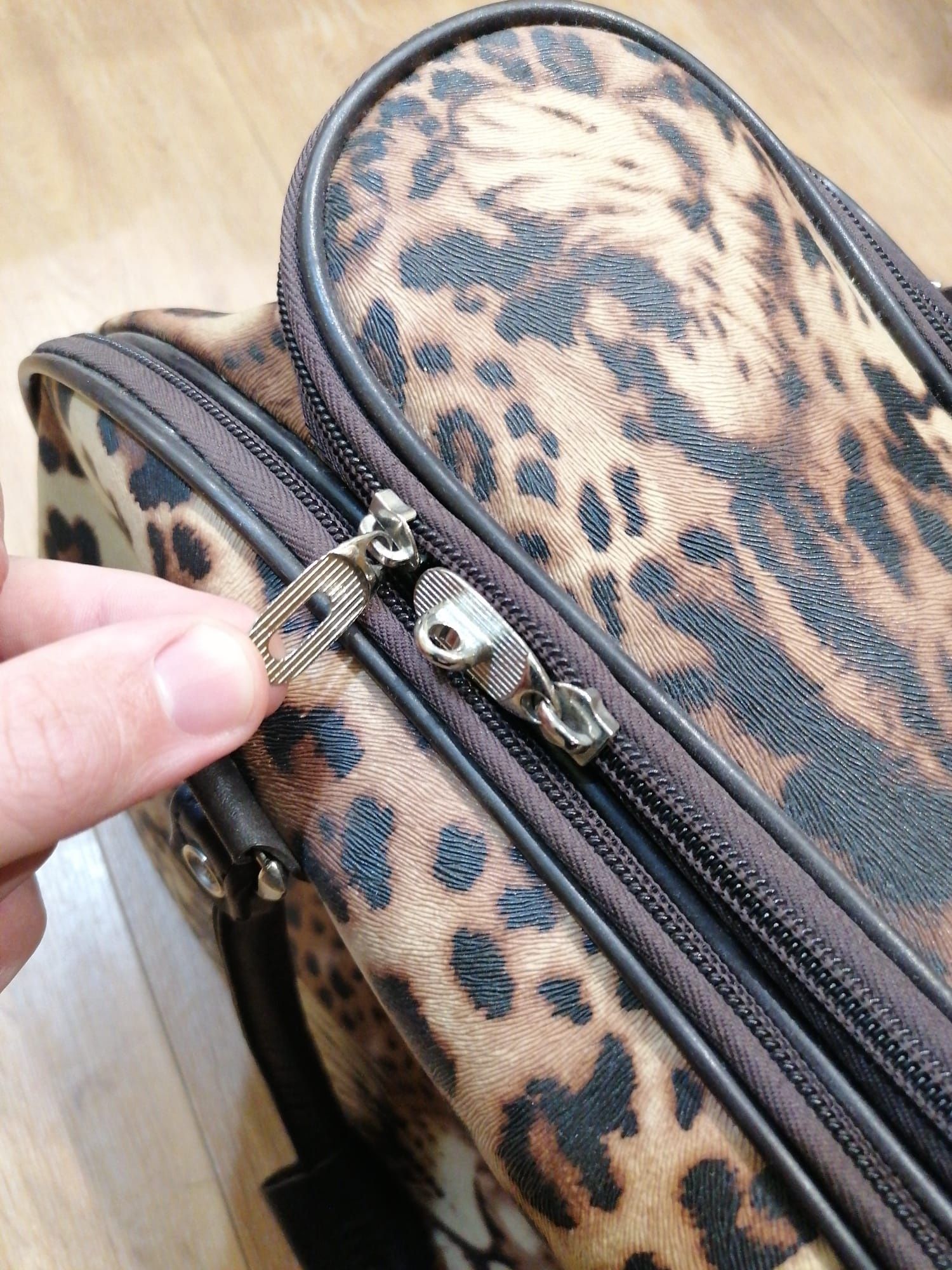 Чанта за багаж тип куфарче