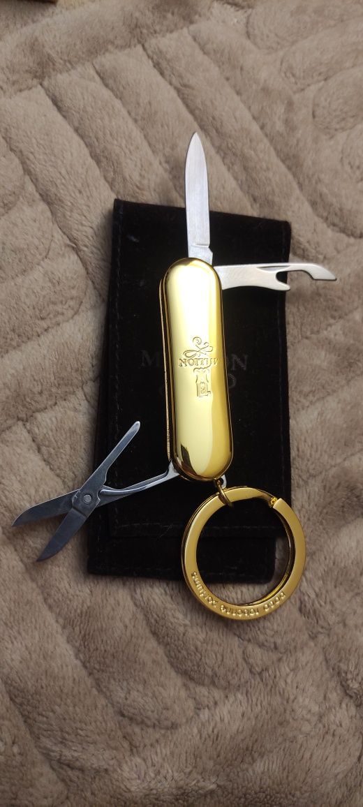Брелок на ключи складной нож и ножницы