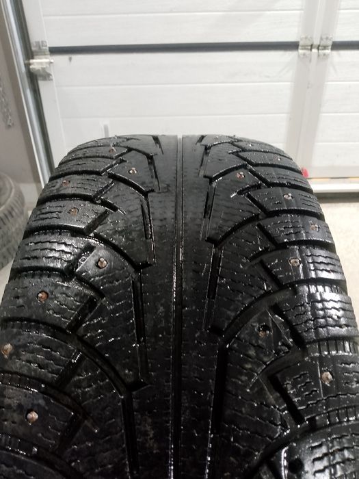 Продам покрышку Нокиан