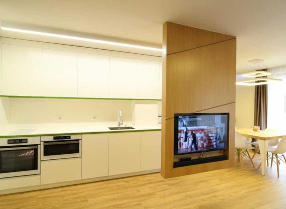 Продава се Тристаен апартамент в София, Зона Б-19 - 110 кв.м за 2364 €/кв.м - Снимка #2