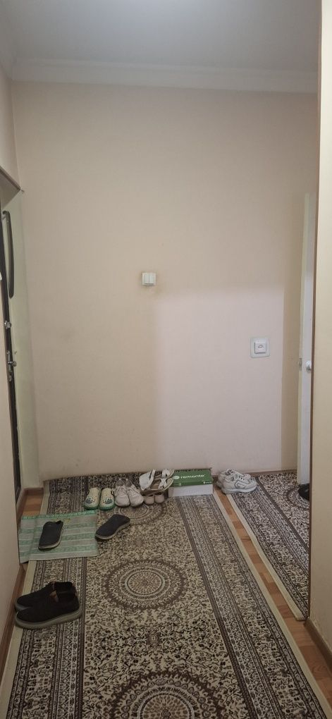 4 etajli uyning 2 etajida 49m2