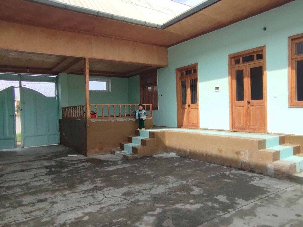 Уй сотилади 2 сотих