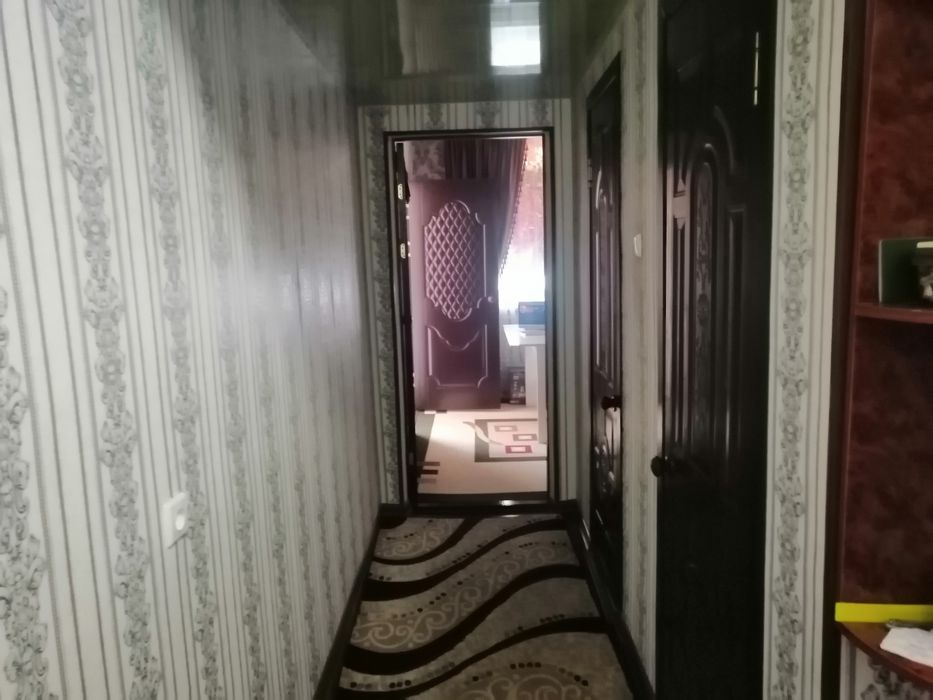 Срочно 1 хонали 2 хона килинган квартира сотилади