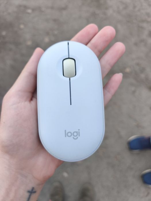 Продаю мышку Logitech