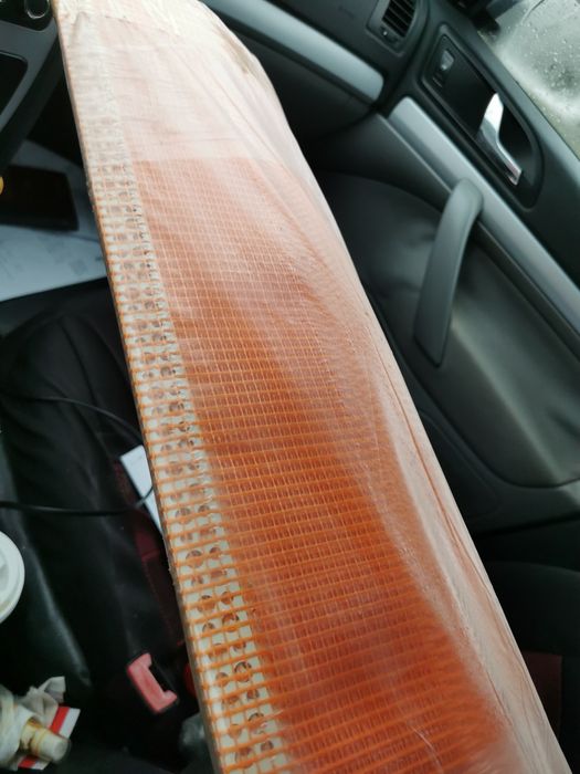 Membrana crampoane și Colțare plastic cu plasa 10x10 =50buc
